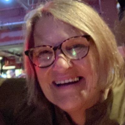 🏴 pacifist,Guardian fan,RN. mum,Nana to 4. Bakes. loves dogs cats. reads,tries to grow veg