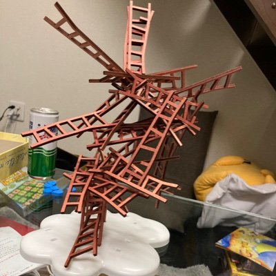 GlenDav07016669's profile picture. ボドゲ歴２年　感想などを備忘録替わりに。好きなボドゲはガイアプロジェクト、オルレアン、テラフォーミングマーズ、スピリットアイランド、クアックサルバーなど軽〜中量級から重量級まで。ソロ中心で同僚とも。
ボードゲーム興味ない妻、子供（小２、年中）と一緒にボドゲしようと奮闘してみます。