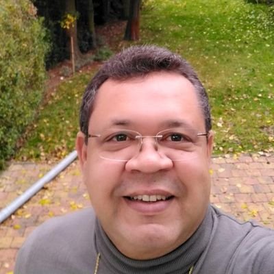 “ quem desconhece a classe a qual pertence, age contra sí próprio.”