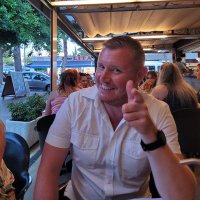 Ste(P)hen Nichols (@stephen_lufc) 's Twitter Profile