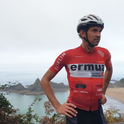 Ciclista de @specialized_ESP-Ermua.Campeón de España de Ciclo-cross 2013-2015 y pentacampeon Euskadi 2013-14-16-17-18.General copa España elite 2013-14-15-16.