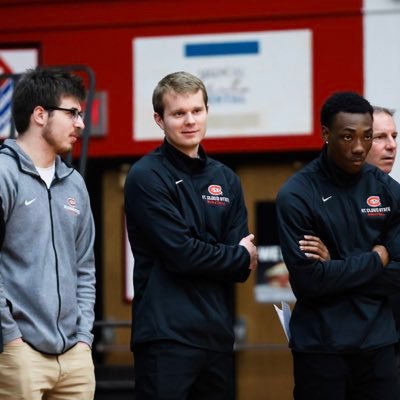 Dwich12's profile picture. St. Cloud State University ‘23 | St. Ambrose University 🏀 ‘19