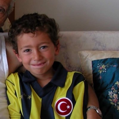 brandon_saglam's profile picture. Honestly I just really like Fish