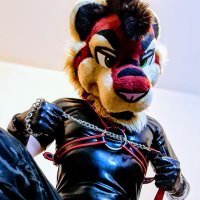 ⚡️DARKSABER⚡️ (@kink_saber) 's Twitter Profile
