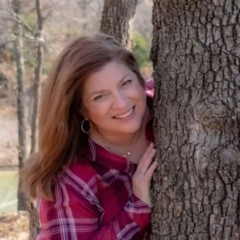 Mom, teacher, digital learning coach, educator advocate. Extroverted introvert, Enneagram 5, INFJ, and fluent in sass.