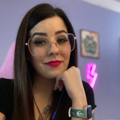 Variety Streamer, Horror Fanatic, Aspiring Voice Actress, Complete Chaos of a Human Being. Business email: Kimakazee44@gmail.com