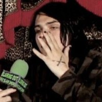 rai π§π» MCR NO BRASIL π§π· (@luvasdofrank) 's Twitter Profile