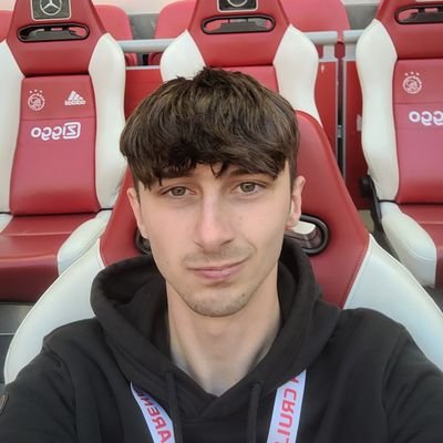 JackArmy_'s profile picture. 24 - Member of @SwansCastMedia