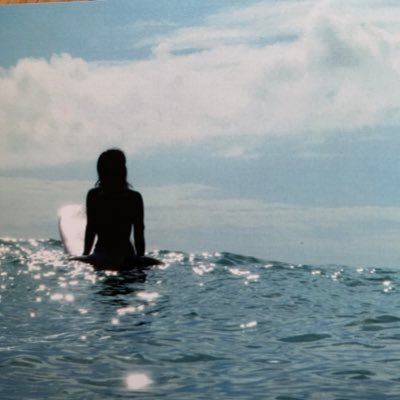 🏄‍♀️したくて海近移住🏠スケボー大好きな息子とワガママで可愛い娘がいます。お気軽にコメント、フォローどうぞ。たまに怪しい方は整理します🙏子どもとの時間が最優先なので隙間時間でフォロー関係なくイイネやコメントしてます🙏ときどき鍵🔑サーフィン　スノーボード　キャンプ　スキー