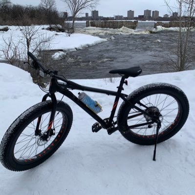 Gillesetjulie's profile picture. 