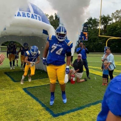 Kentucky Country Day School| ‘24 | OL/DL | 6’1 | 285| 3.0 GPA