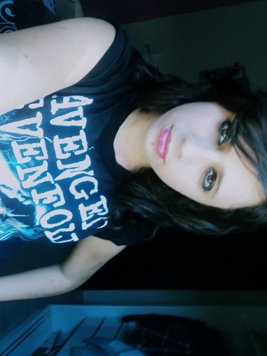 hey, my name is carol I love very much andy sixx
 so perfect *--* not know what to say about min,
 so I know that andy is my life:] also love led zeppelin