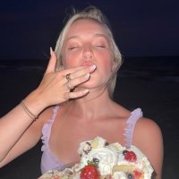 KINLEY B (@kakkkes) 's Twitter Profile