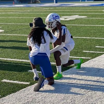 🏈💪🏾 Strength & Conditioning/DB Coach @Westlandfb 🏀H.C. 8th grade Boys Future Prospects 🏆Sports Trainer from Louisville, KY 🙏🏾