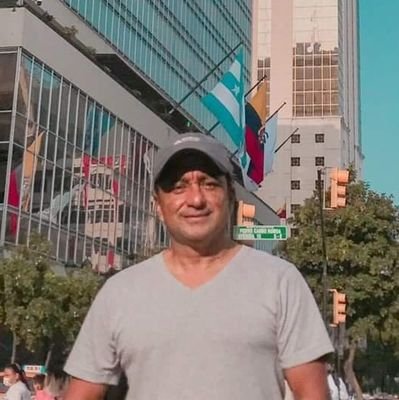 ACAVAGNARO's profile picture. Ecuatoriano, Emprendedor y Emelecista