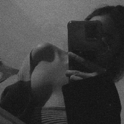 tantegi17268043's profile picture. pasutri27/29 1000% real.bukan akun kenalan.
fantasi mmf. utamakan brondong 23 th ke bawah big long dick. bersih,wangi,ganteng.