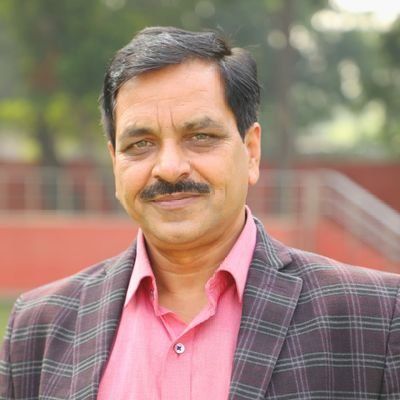 Journalist with zee news as associate editor ,Covering PMO,Govt and BJP, Views are personal 
and my blog space is
https://t.co/tcTQaX13ln