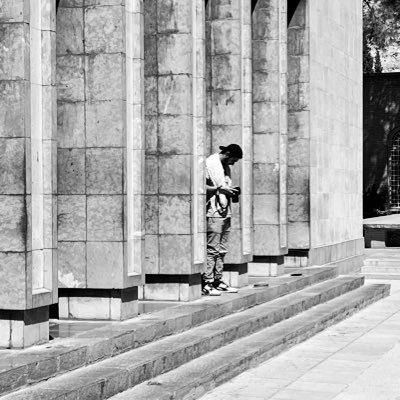 Rthefuckinian's profile picture. 🙂