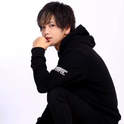 aid_yuhi's profile picture. Atom Group ATOM NAGOYA ノリと勢いで大阪から出てきた幹部補佐