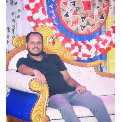 mridulvai46's profile picture. ✒️Never take life for granted.| |
🎒JNV➡️TU'25🎓