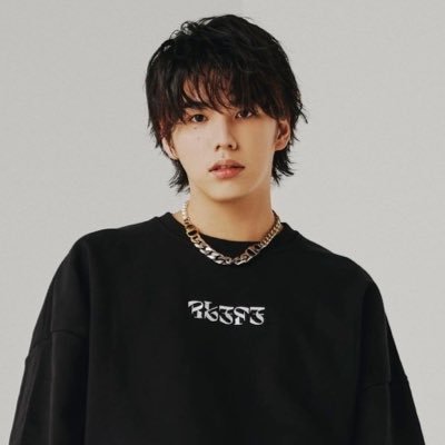 FIRST きつく STORY MY Hiro着用 FIRST きつく STORY MY Hiro着用