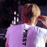 DAT. (@dat961210) 's Twitter Profile