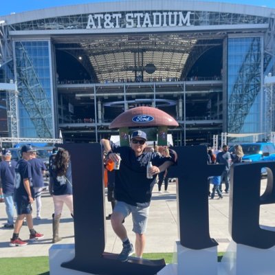 The 828 sports geek. Gimmie those ✭ Dallas Cowboys ✭  Dallas Mavericks ✭ Texas Rangers ✭  Atlanta Braves (Yes, the 828 is Braves country)✭ UNC Charlotte Alumni✭