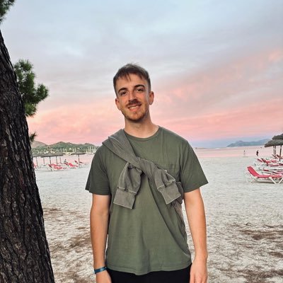 lukesims__'s profile picture. 