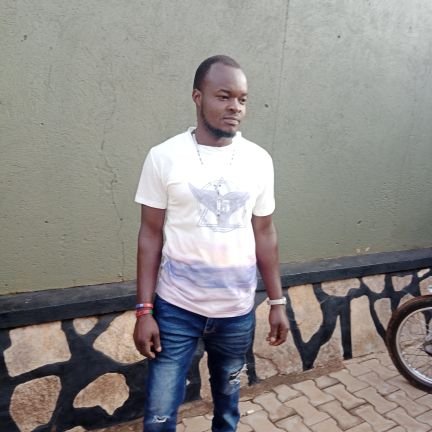 steve70603's profile picture. Coming from masaka city 🏙️