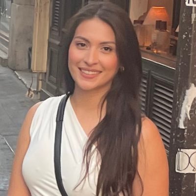 valeriavb826's profile picture. Software Engineer #100devs | 🐈 cat mom