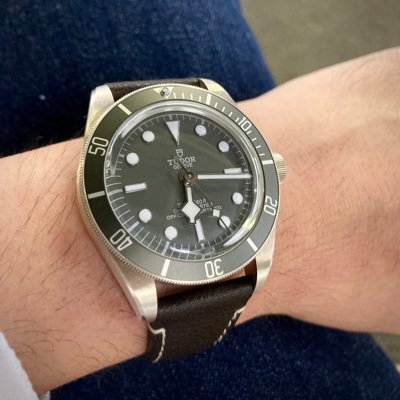 Tudor ブラックベイ58 925 M79010SGを購入し、時計の沼に…！時計とラーメン。革靴、多趣味な若造…！無言フォロー失礼します(｀・ω・´)無言フォロー歓迎です(*´ー｀*)趣味が合いそうな方フォロバします！所有時計(チューダー、g-shock、オリエントスター)今後はクロノを買いたい。。。