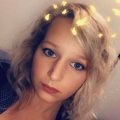 AlissaPohu's profile picture. Responsable d’équipe Pôle Emploi Saint Pierre Des Corps #AvecPôleEmploi #recrutement #1jeune1solution #TousMobilisés Mes tweets n’engagent que moi