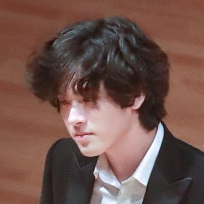 ableB_320's profile picture. 사진백업계는 @ableB_pic