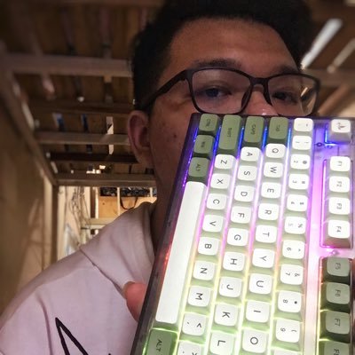 hongducdev's profile picture. Front End Developer