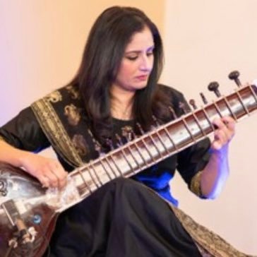 Sitarist…. songlines “top of the world album” Instagram @roopapanesar YouTube Roopa Panesar