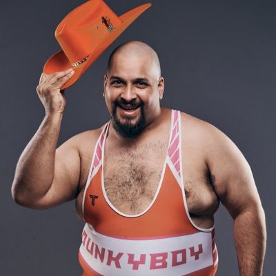 It’s ya boy the DunkyBoybandit! For bookings pm me on here or my fb page Dunky Boy Bandit