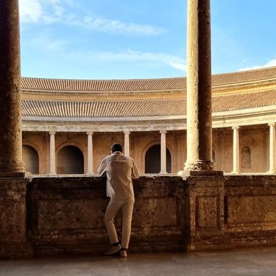 Journaliste RFI
actuellement au Tchad 🇷🇴 aussi pour Le Monde et Radio France
ex correspondant au 🇲🇦
Mes tweets pas les leurs.
victor.mauriat@rfi.fr