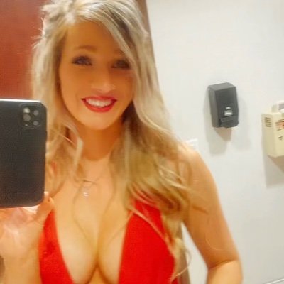 Fun loving Wisconsin girl with a wild side. 

This is my only twitter account.  
https://t.co/QoMDAXb1mn

IG: KATPESCH