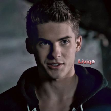 #BringCodyBack!
♡ Thiam stan ♡ Multifandom ♡ Leo ♡ ENTP ♡