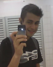 Não cruze os braços diante de uma dificuldade, pois o maior homem do mundo morreu de braços abertos!