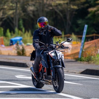 MIYA ch.です。 バイクで福岡の近場を回ってます。KTM 1290SUPER DUKE R3.0（2020）に乗ってます。 無言フォロー、いいね失礼しますm(_ _)m どこかツーリングに行きたいな(￣▽￣)#バイク好き #ktm1290superduker #fukuoka