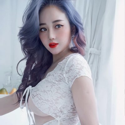 ❤️ và retwit + follow = em tặng album nhé