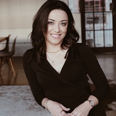 Content Strategist | Copywriter | Graphic Designer