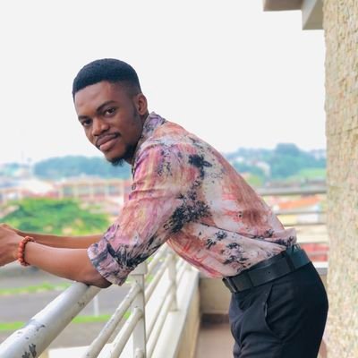 Ẹ káàbọ̀ oooo 🙏
📍 Premium Yorùbá content📸
📍 Yorùbá Tutor & Translator📄
📍 V/O Artist🎙️🎚️
OAP @Almond943fm
