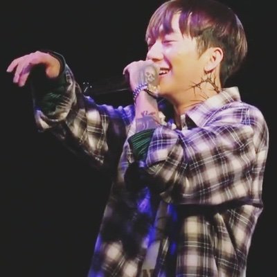 uwonjae12's profile picture. 우원재 좋아함
(´•3•)⊃