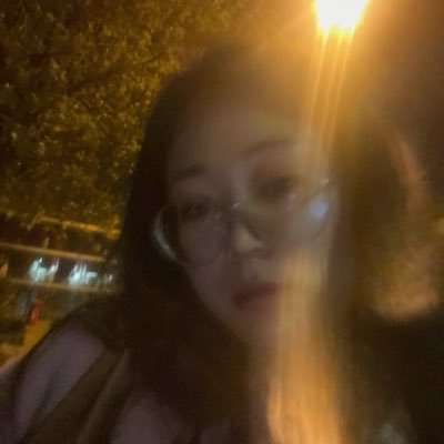 QingNi43918870's profile picture. Design researcher