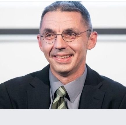 Гражданин Литовской республики еврейско-русско-литовского происхождения