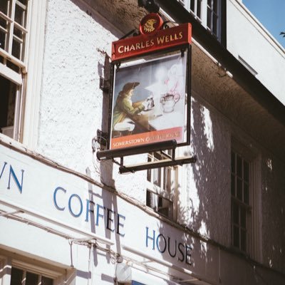 Stunning pub between Euston & St Pancras. Secret meeting & dining rooms behind the bookcase, speakeasy in the basement. 11 craft ales, cracking food & more...