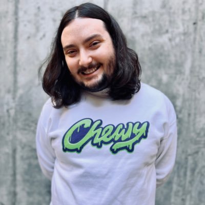 Streamer • Nashville • 1.4M on TikTok • Instagram: @Chewy_Live_• Business Inquiries: ChewyProductionz@gmail.com Vyral Sponsored Streamer!