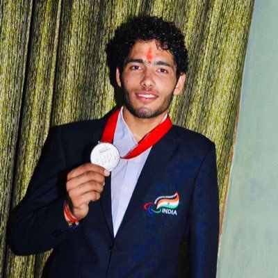 Paralympian 🇮🇳🇮🇳 youngest indian Javline thrower 🇮🇳🇮🇳 Asian para game --Bronze medal, Youth Asian game -Gold, junior world championship -Silver medal